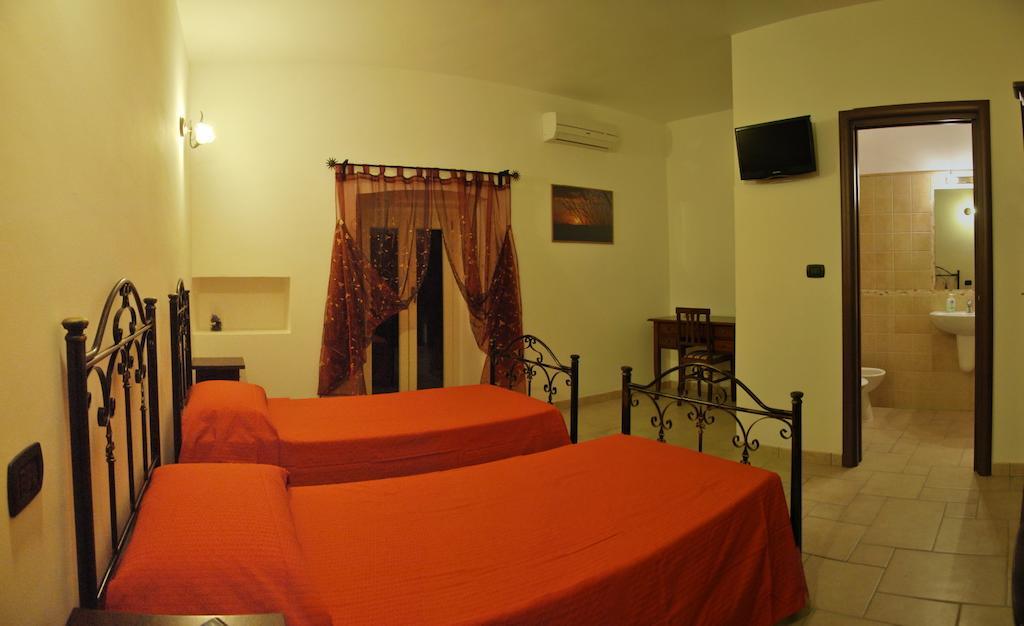 ميسانيي B&B Corte San Martino الغرفة الصورة
